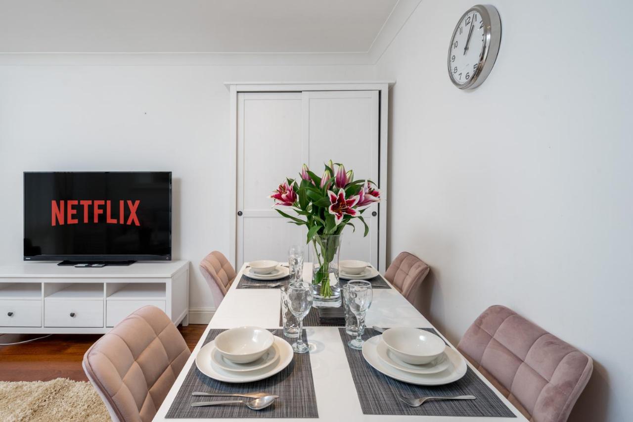 Crossharbour Canary Wharf 2 Bed Duplex Apartment Londres Exterior foto